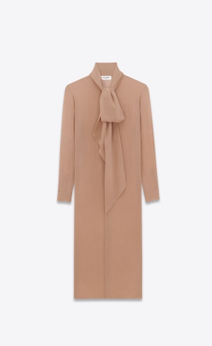 YSL Lavallière-neck Long Shirt In Silk Georgette Chataigne | 83957-ALSX